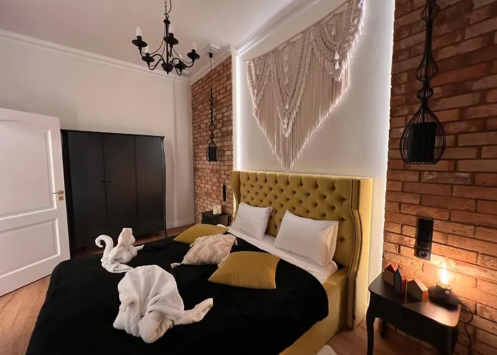 Brick Castle - Helga Apartment *